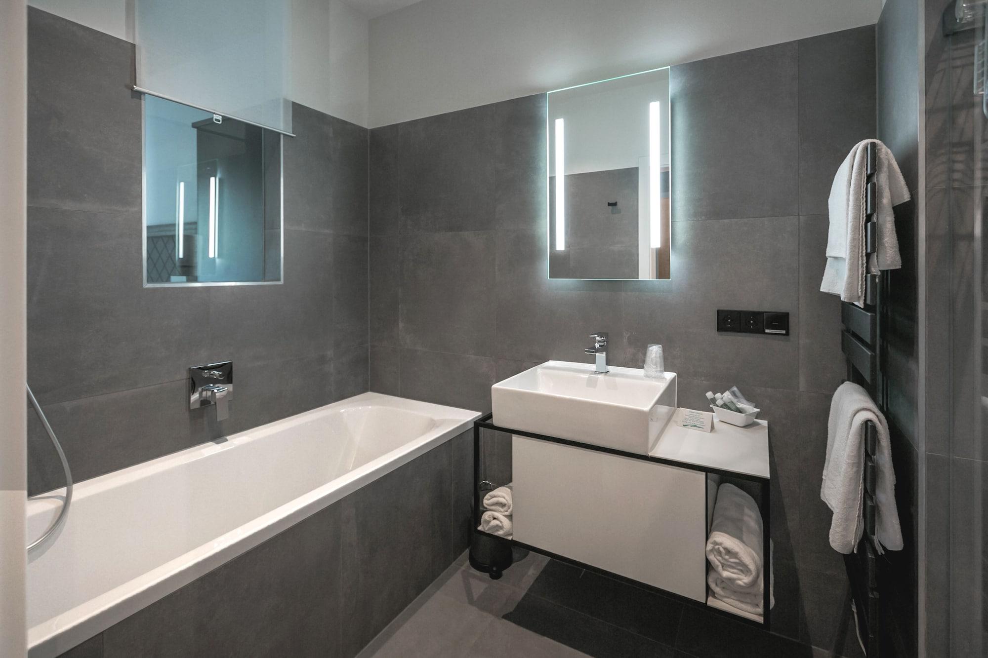 Hotel Stroblerhof 4*